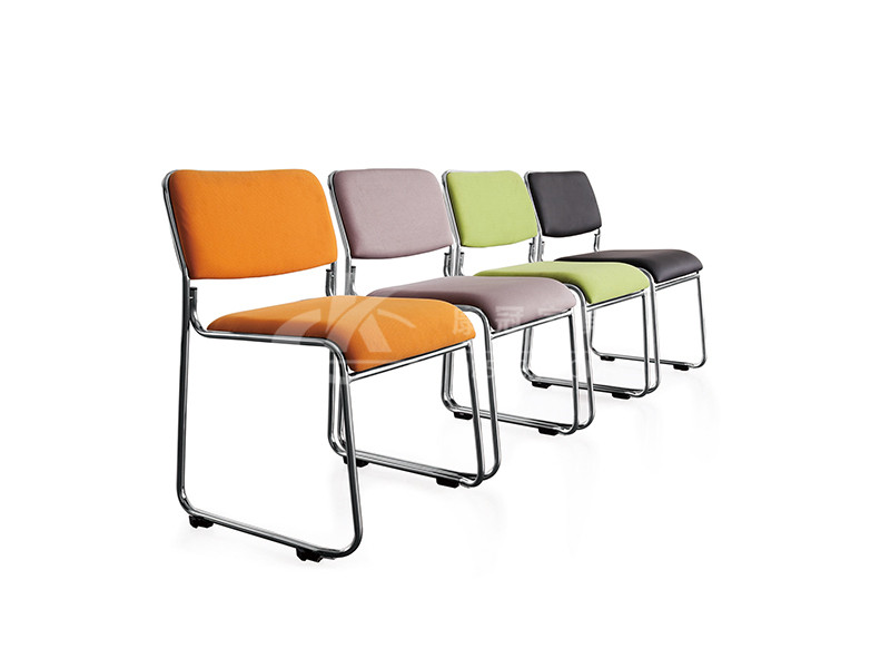 多(duo)功(gong)能(neng)培(pei)訓(xùn)(xun)椅(yi)-09