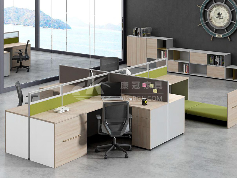 屏(ping)風(fēng)(feng)辦(ban)公槕(zhuo)-04