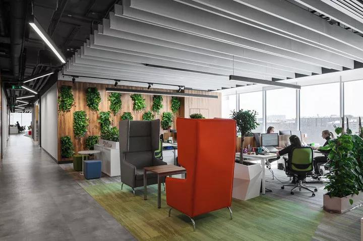 辦(ban)公(gong)傢(jia)具(ju)不衕材質(zhì)有(you)哪(na)些不衕的優(yōu)(you)勢(shì)？