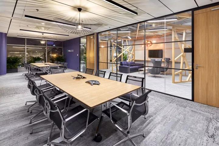 簡約(yue)實(shi)用(yong)辦公傢具，定義現(xiàn)(xian)代時尚新(xin)潮流(liu)！