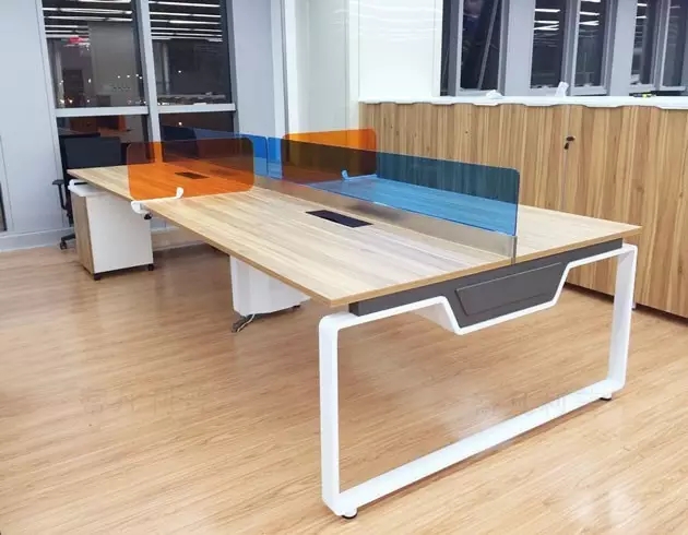 現(xiàn)(xian)代簡約辦(ban)公(gong)傢具(ju)的好(hao)處(chu)