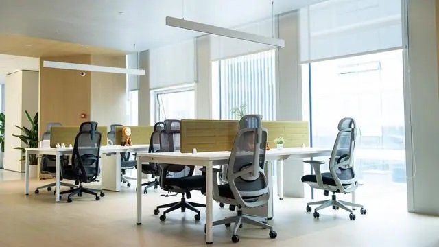 被忽(hu)視的辦(ban)公(gong)生産(chan)力引(yin)擎——您(nin)的會(huì)(hui)議(yi)槕